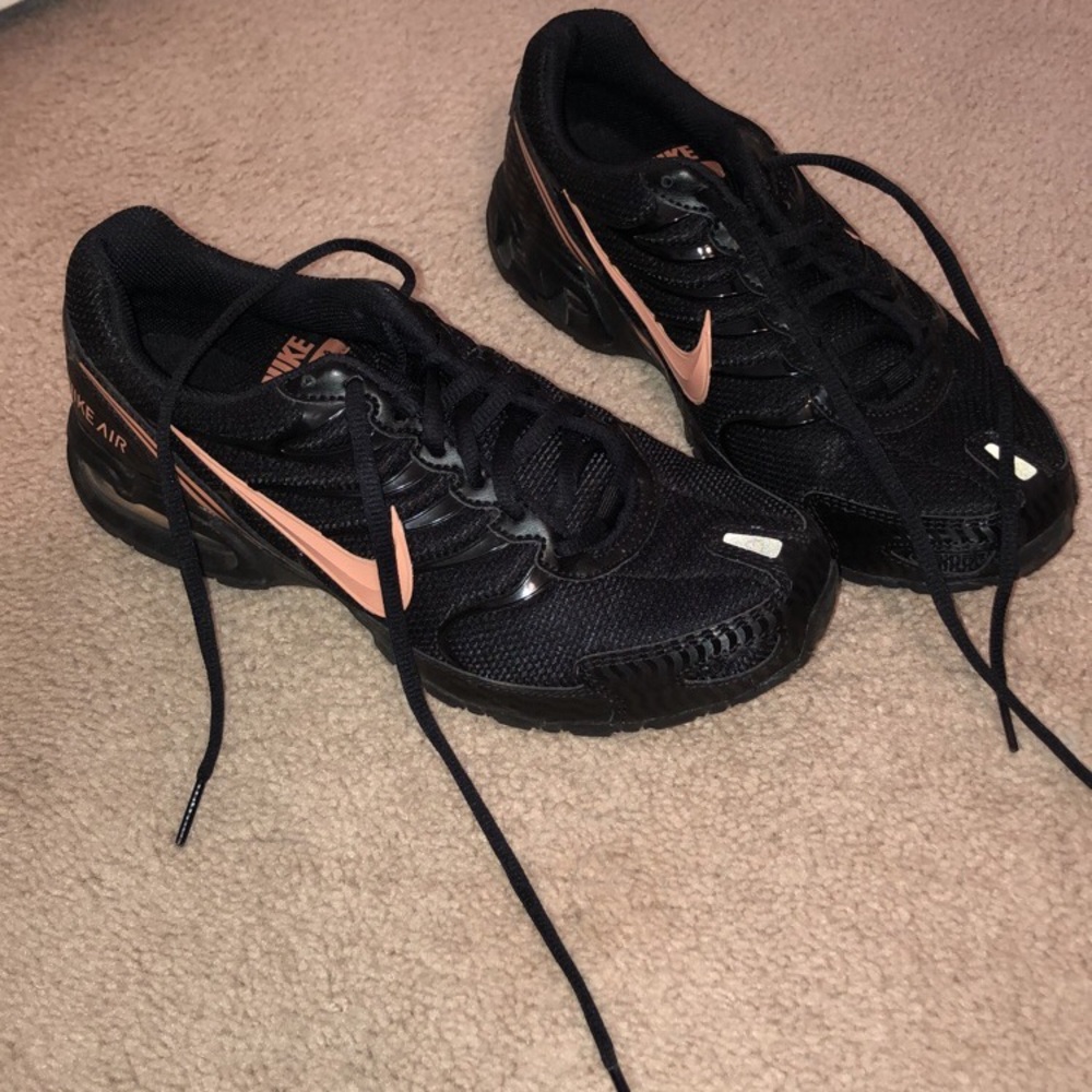 NIKE Torch 4